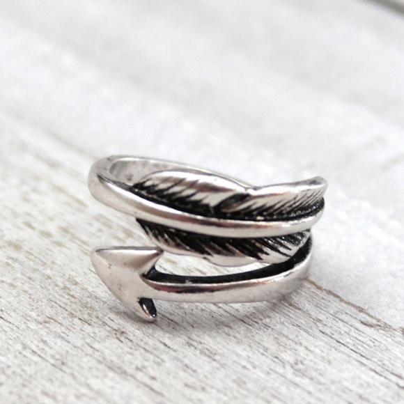 REVITALIZED Jewelry - Silver Arrow Ring